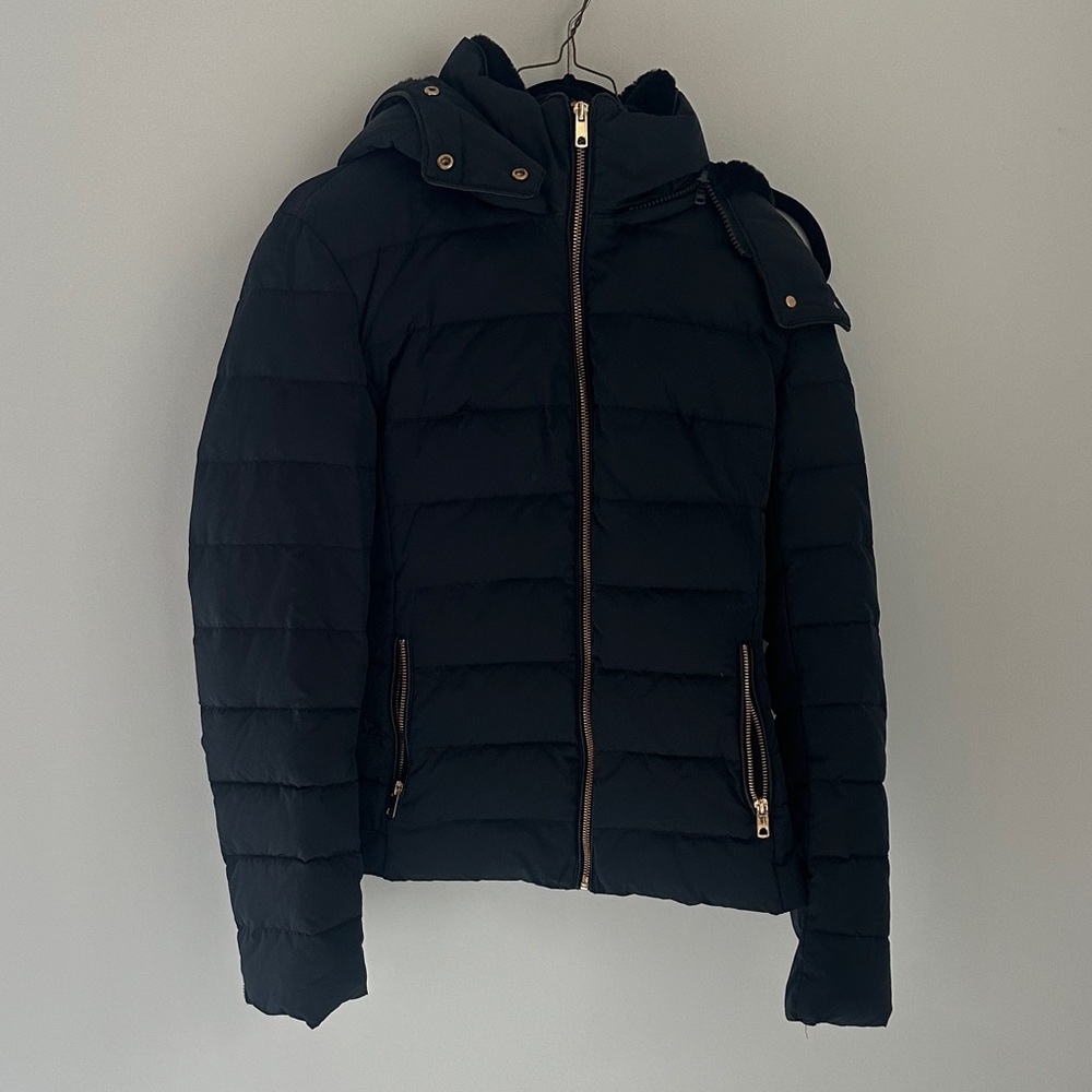 Zara Black Outerwear with Faux Fur Lining